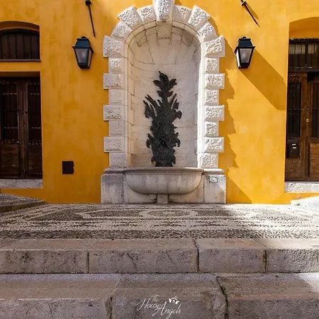 Vista Mare E Comfort In Centro Storico Menton