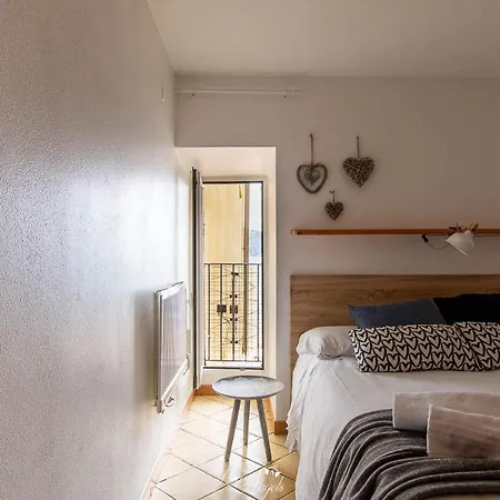 Vista Mare E Comfort In Centro Storico شقة مينتون