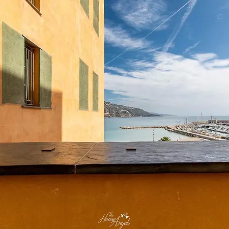 Vista Mare E Comfort In Centro Storico Mentone