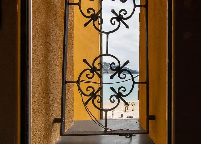 Vista Mare E Comfort In Centro Storico Apartment Menton